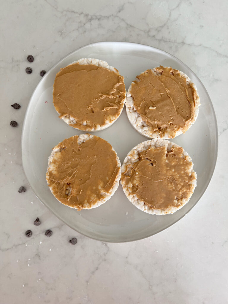 rice cakes with a layer of peanut butter. 