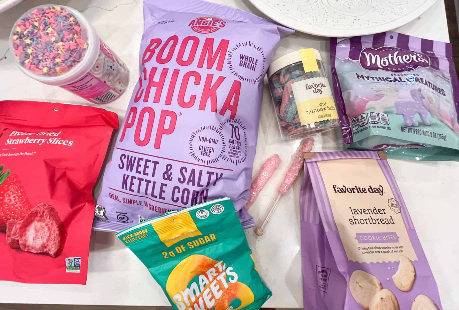 unicorn-snacks-board-traditionallycozy