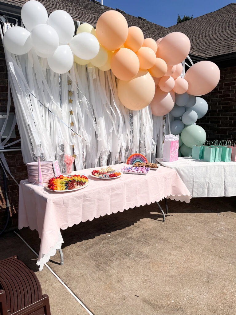 How to Hang a Balloon Garland or Arch 