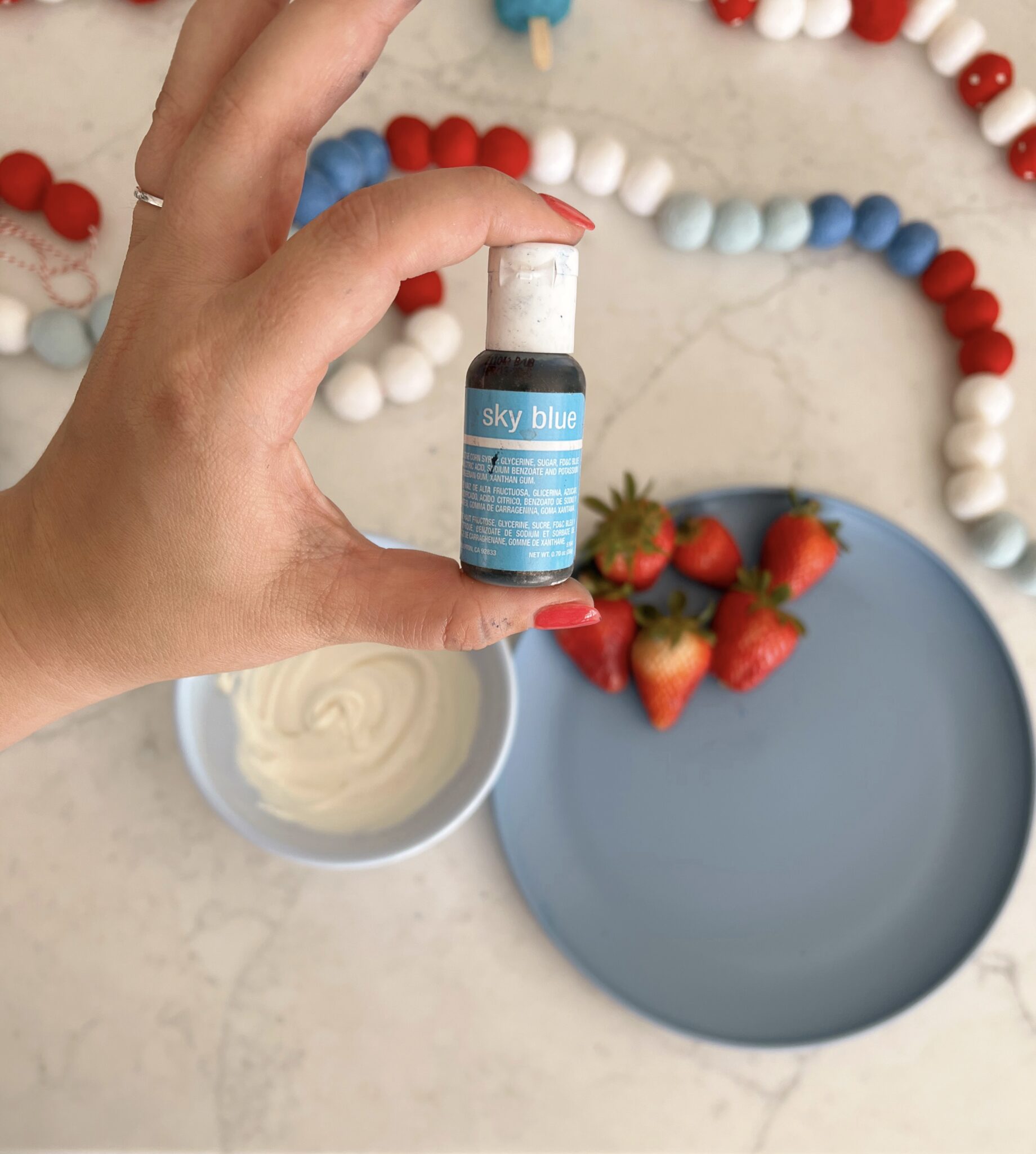 Fourth of July Strawberries 2 Ways- a Patriotic Dessert